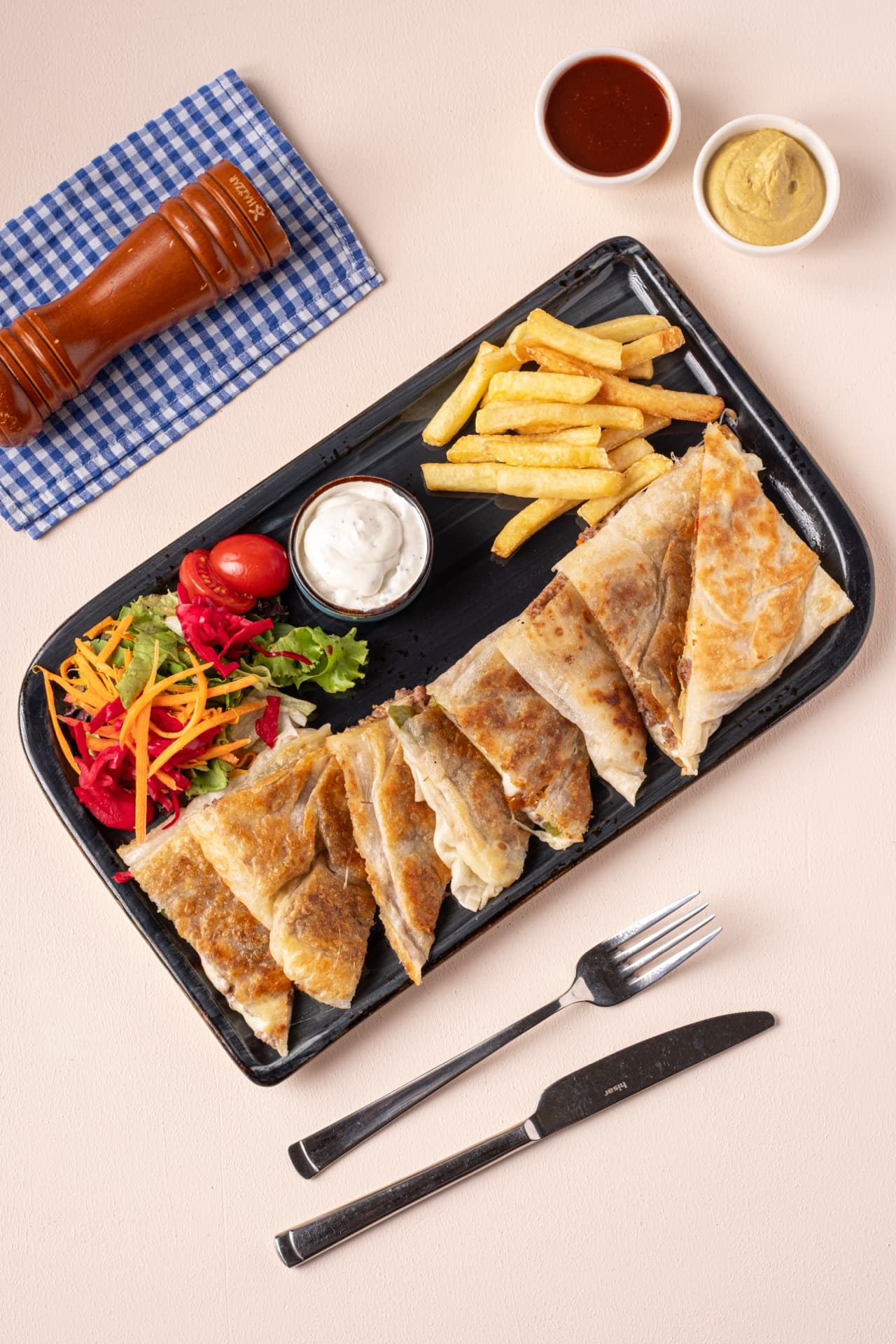 Kavurmalı Bazlama Tost