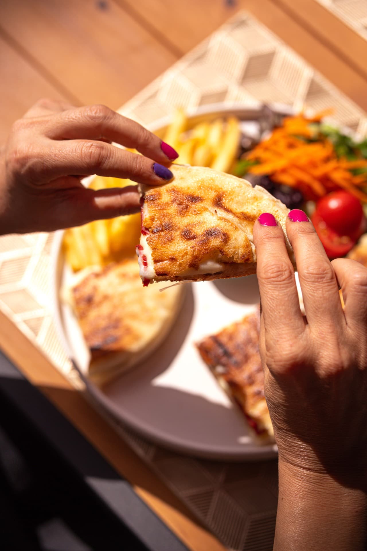 Kaşarlı Bazlama Tost